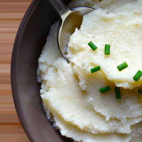 Pressure Cooker Cauliflower Mashed Potatoes