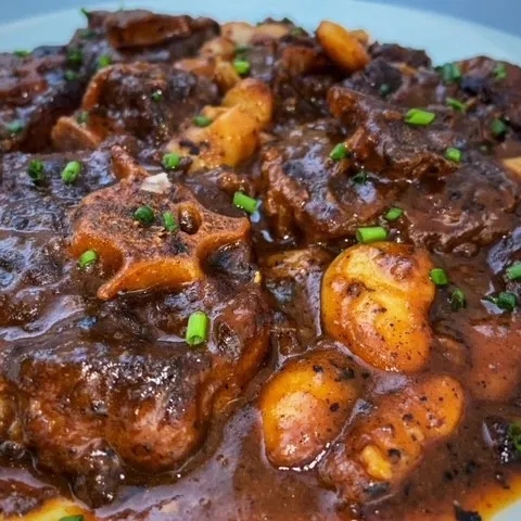 Pressure Cooker Oxtail Stew