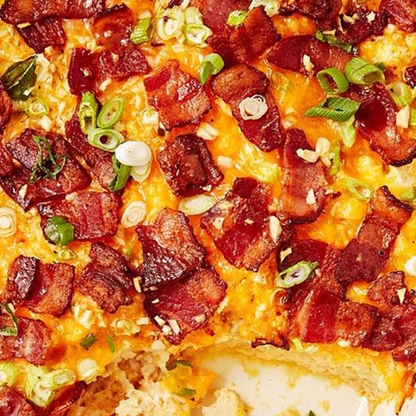 Loaded Cauliflower Breakfast Bake