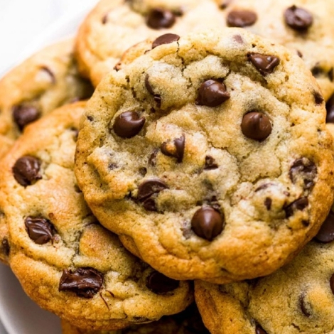 Dessert - Bakery Style Chocolate Chip Cookies