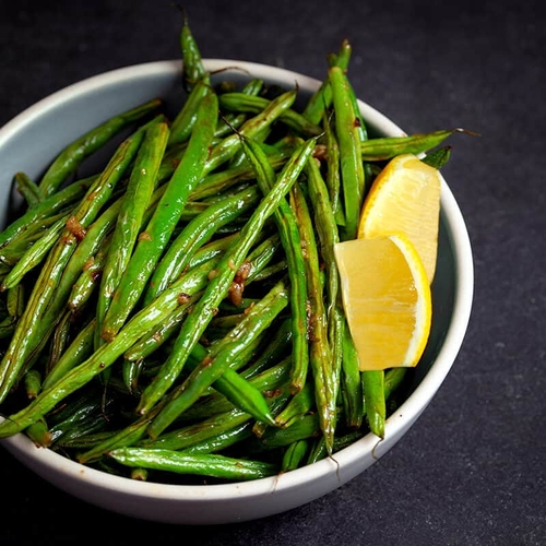 Roast Green Beans with Lemon and Garlic