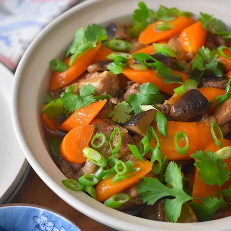 Pressure Cooker Braised Pork in Coconut Water